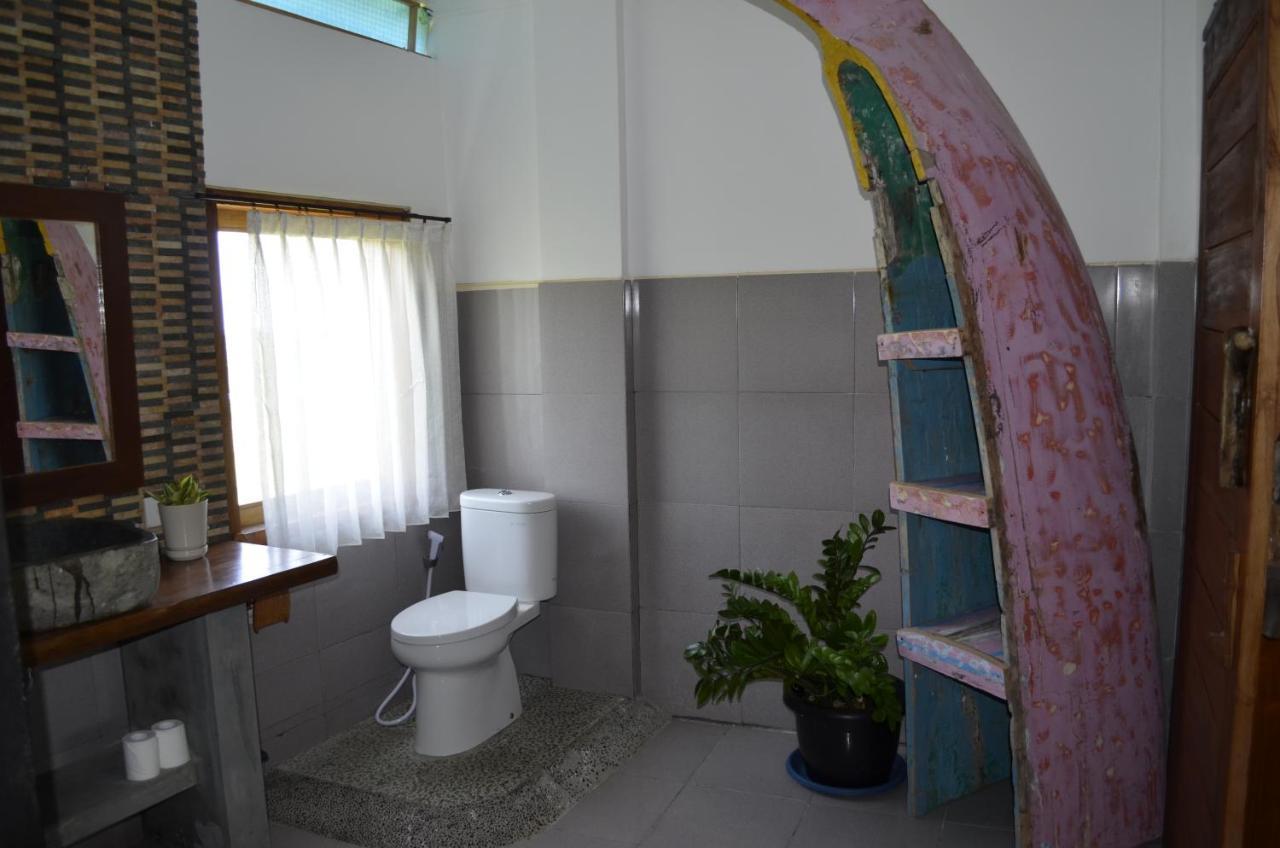 Hotel West Break Bali - Medewi Airsatang Exterior foto
