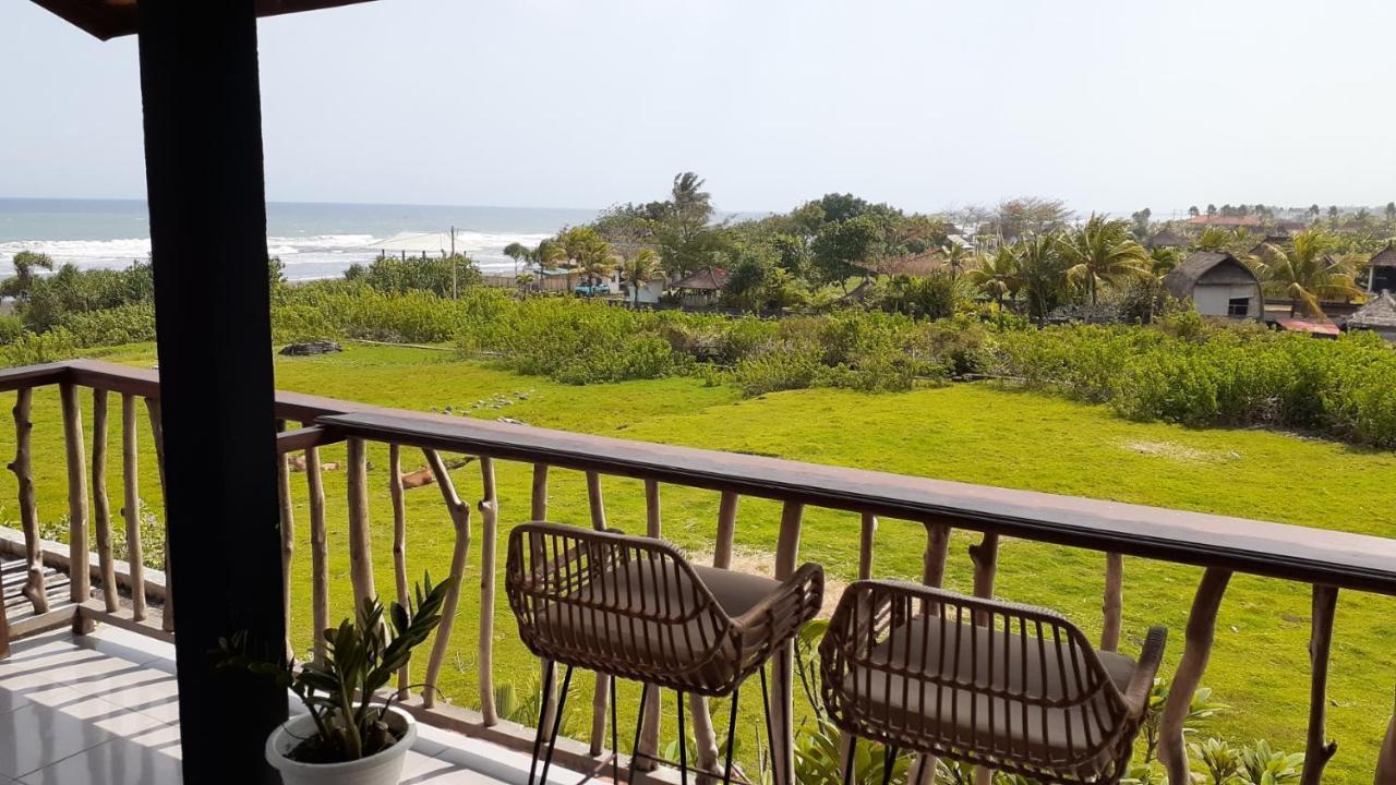 Hotel West Break Bali - Medewi Airsatang Exterior foto