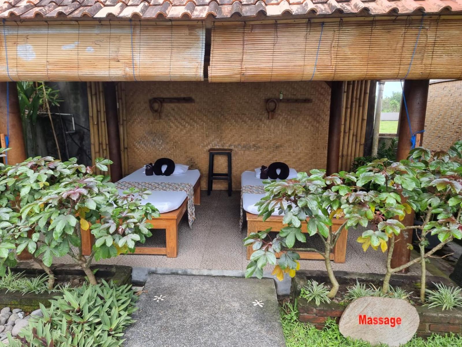 Hotel West Break Bali - Medewi Airsatang Exterior foto