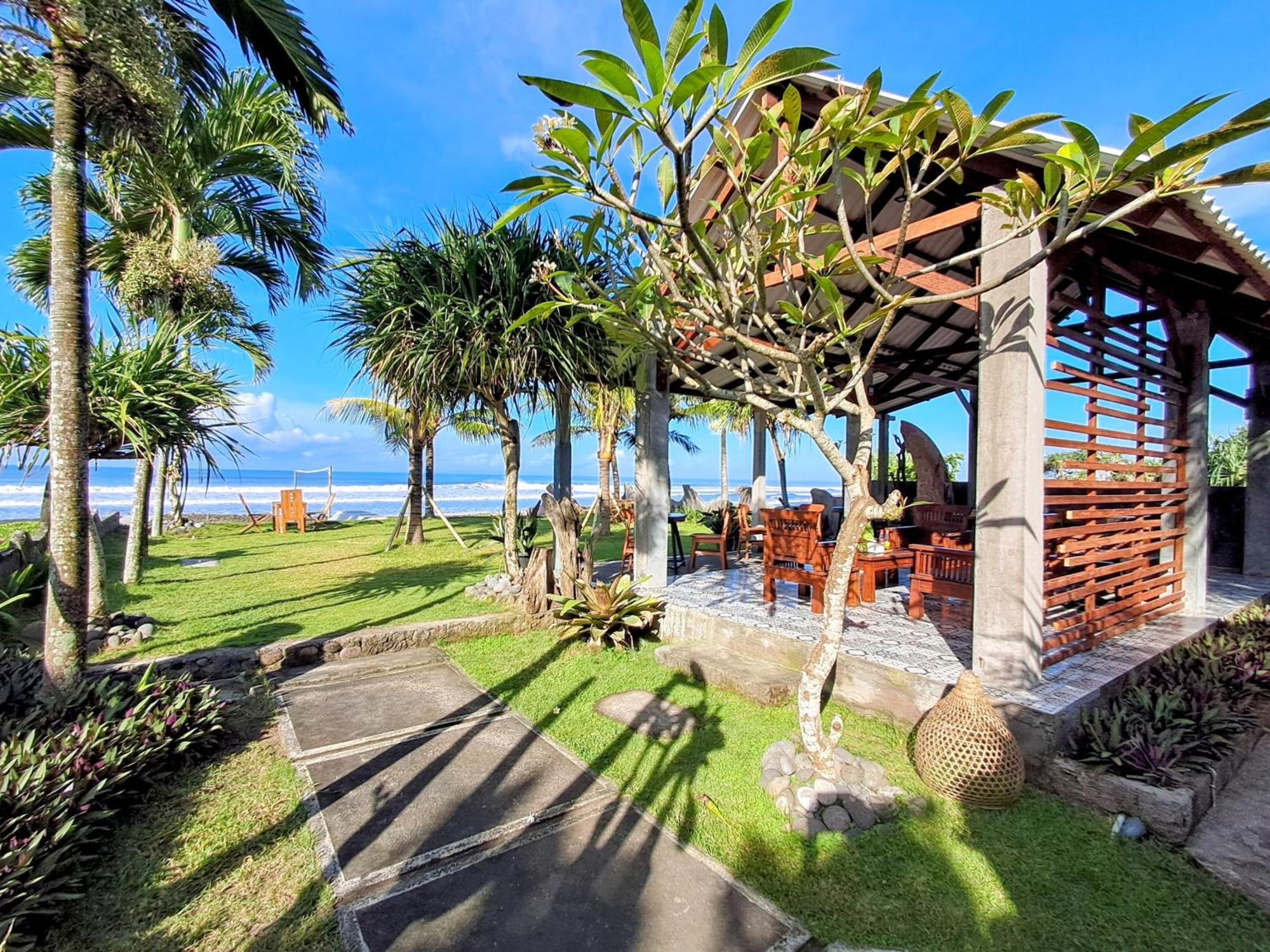 Hotel West Break Bali - Medewi Airsatang Exterior foto